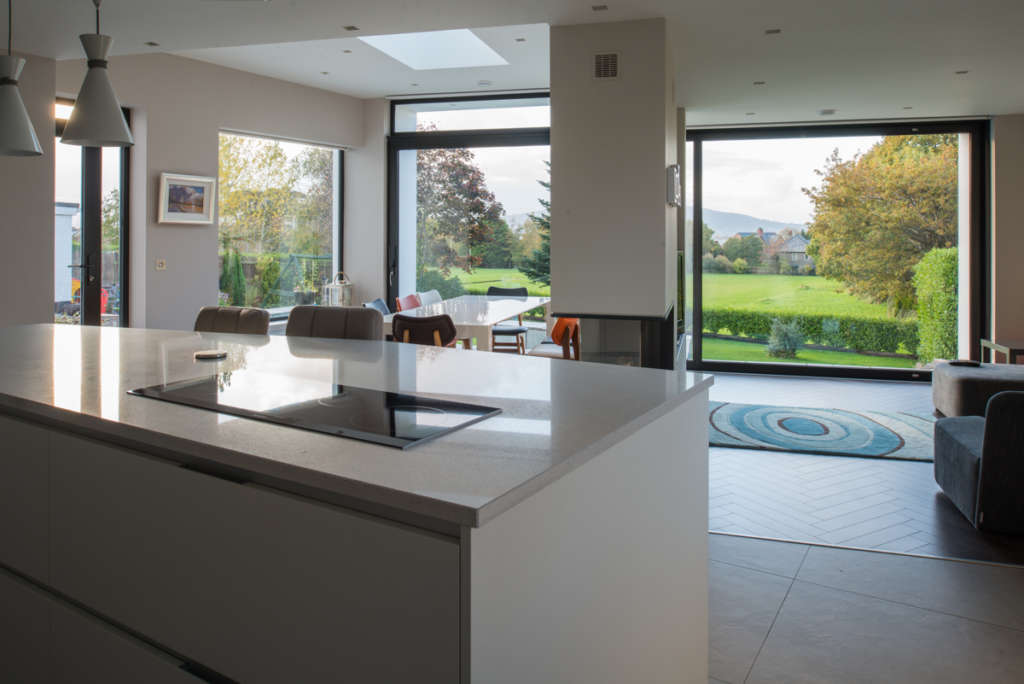 Holywood extension